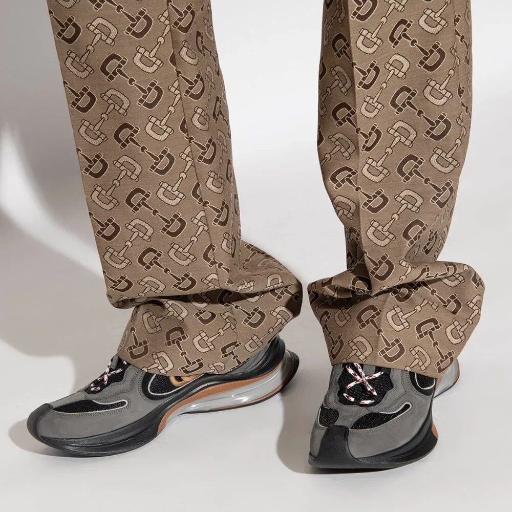 NEW GUCCI Run Interlocking G Men's Black Grey Suede Logo Sneakers G 7.5 / US 8